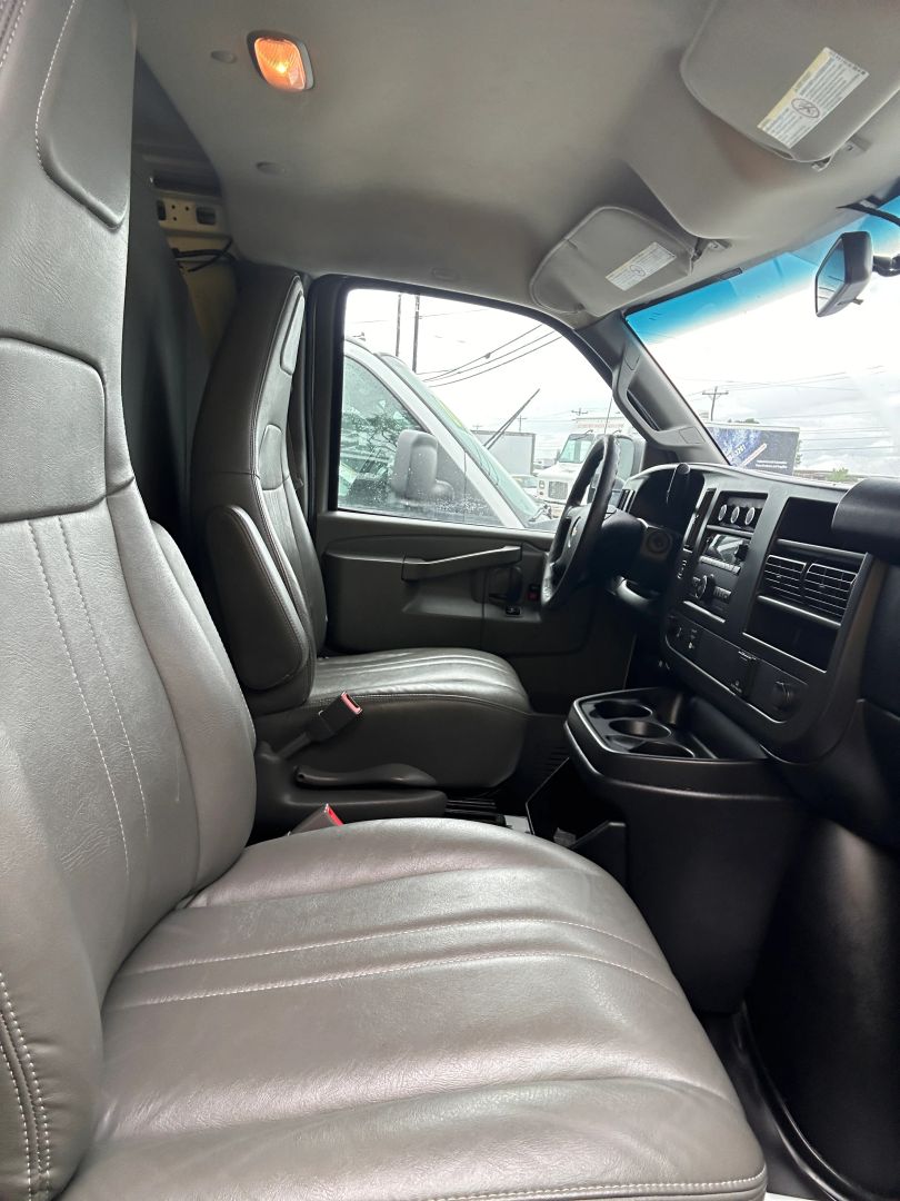 chevrolet express cargo 2016 1GCWGAFG7G1198953 image chevrolet express cargo 2016 1GCWGAFG7G1198953 image